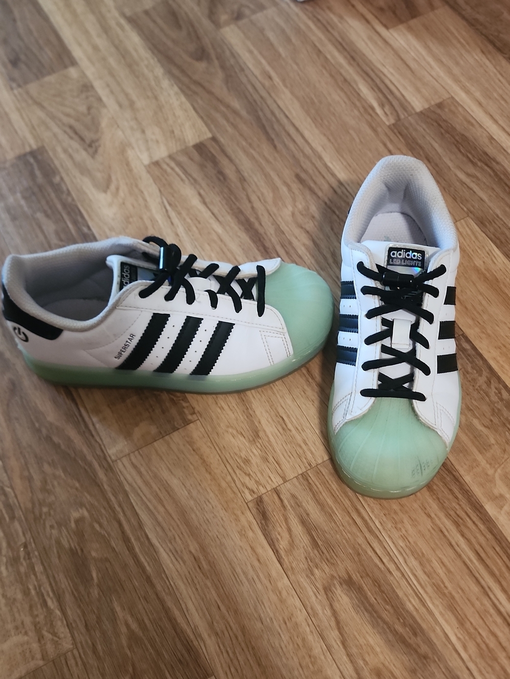 adidas Kids White Sneakers with Mint Shell-Toe and Black Stripes. Light Ups!